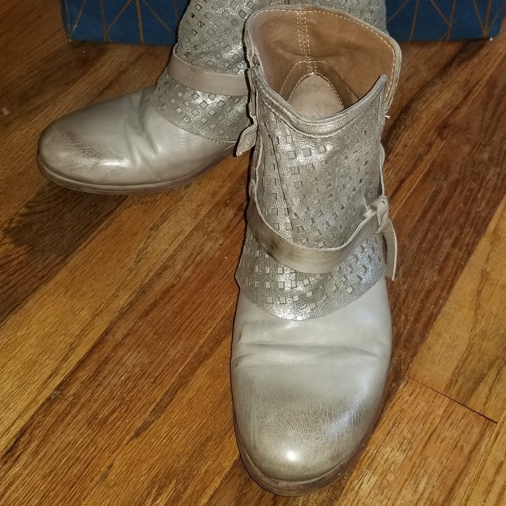 Miz Mooz Silver and Gray Perforated Ankle Boots - Picture 3 of 7